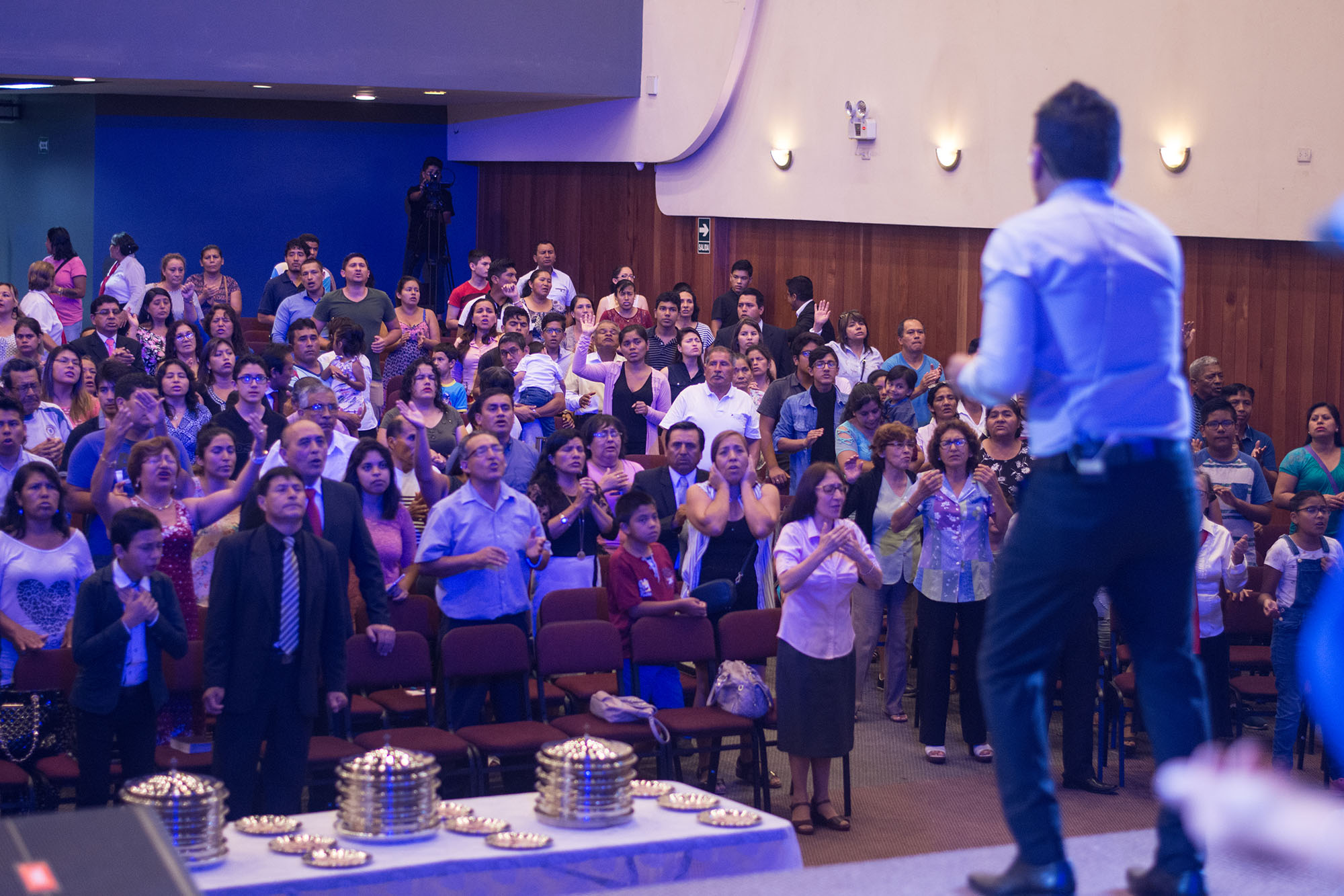 Celebraci&oacute;n Y Avivamiento
