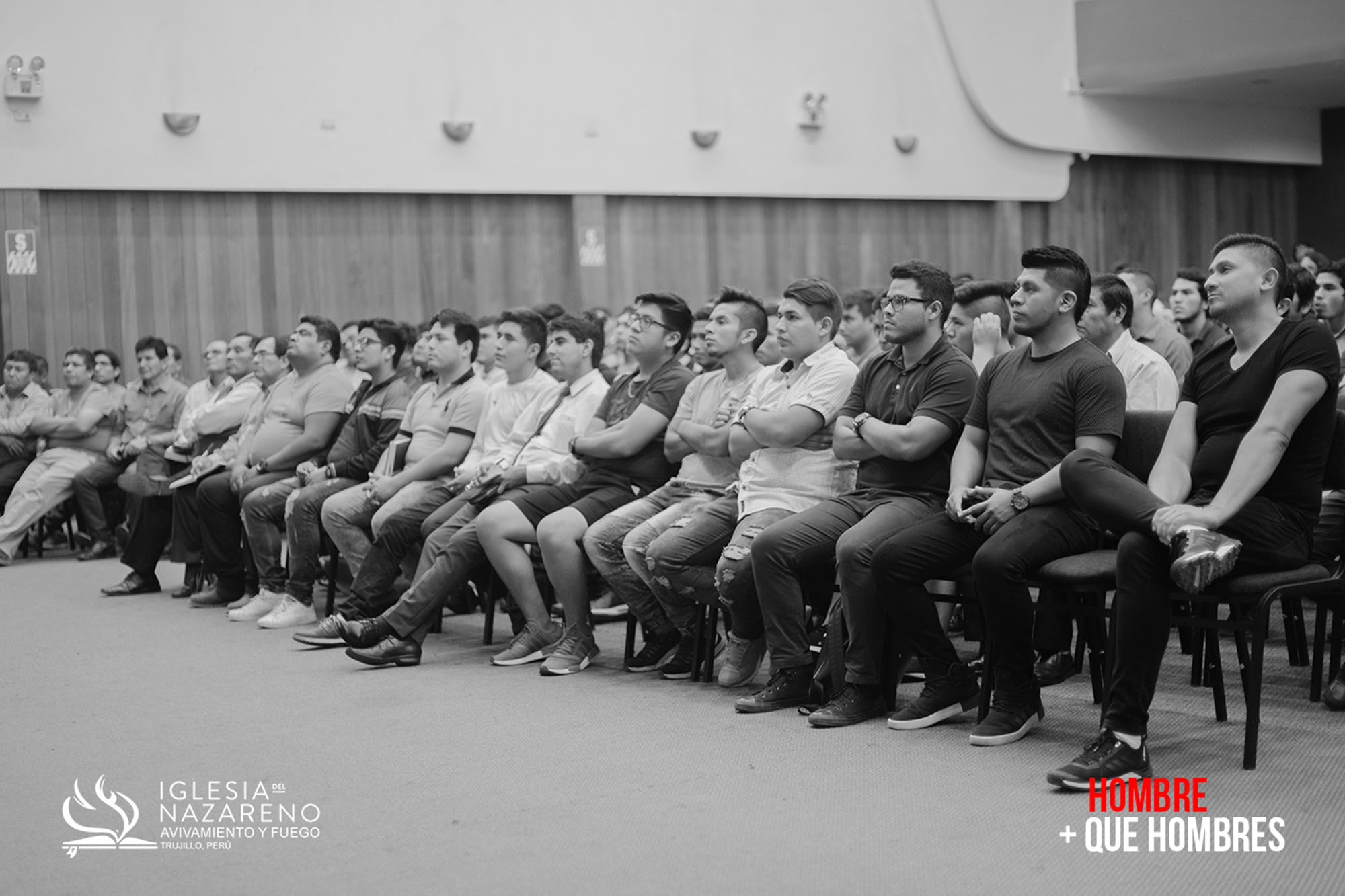 Conferencia Hombre + que Hombres