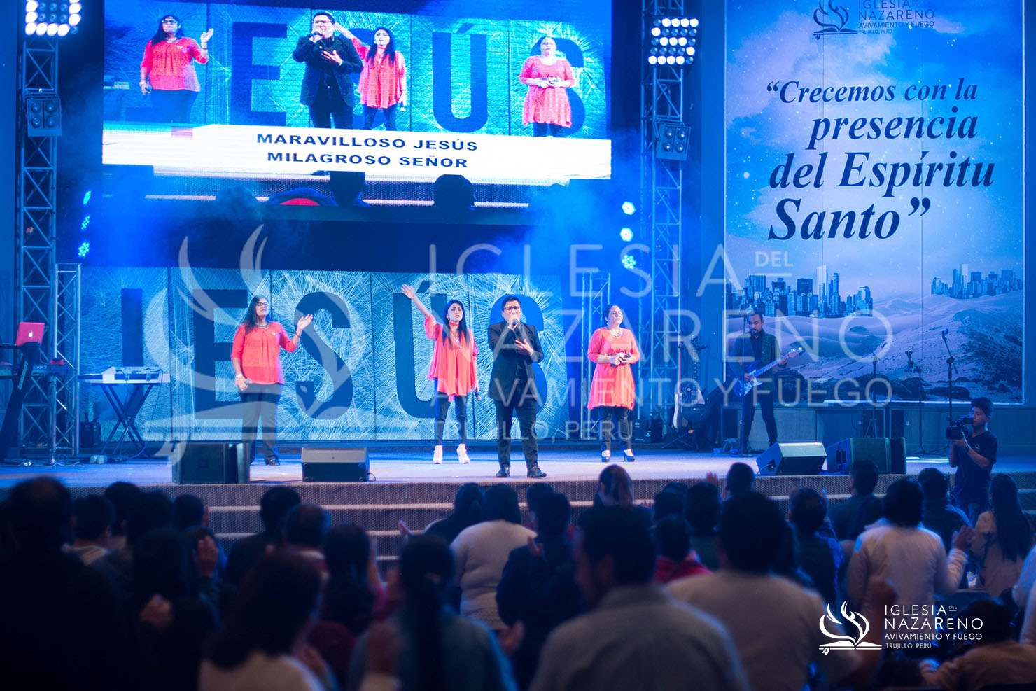 Celebraci&oacute;n Y Avivamiento