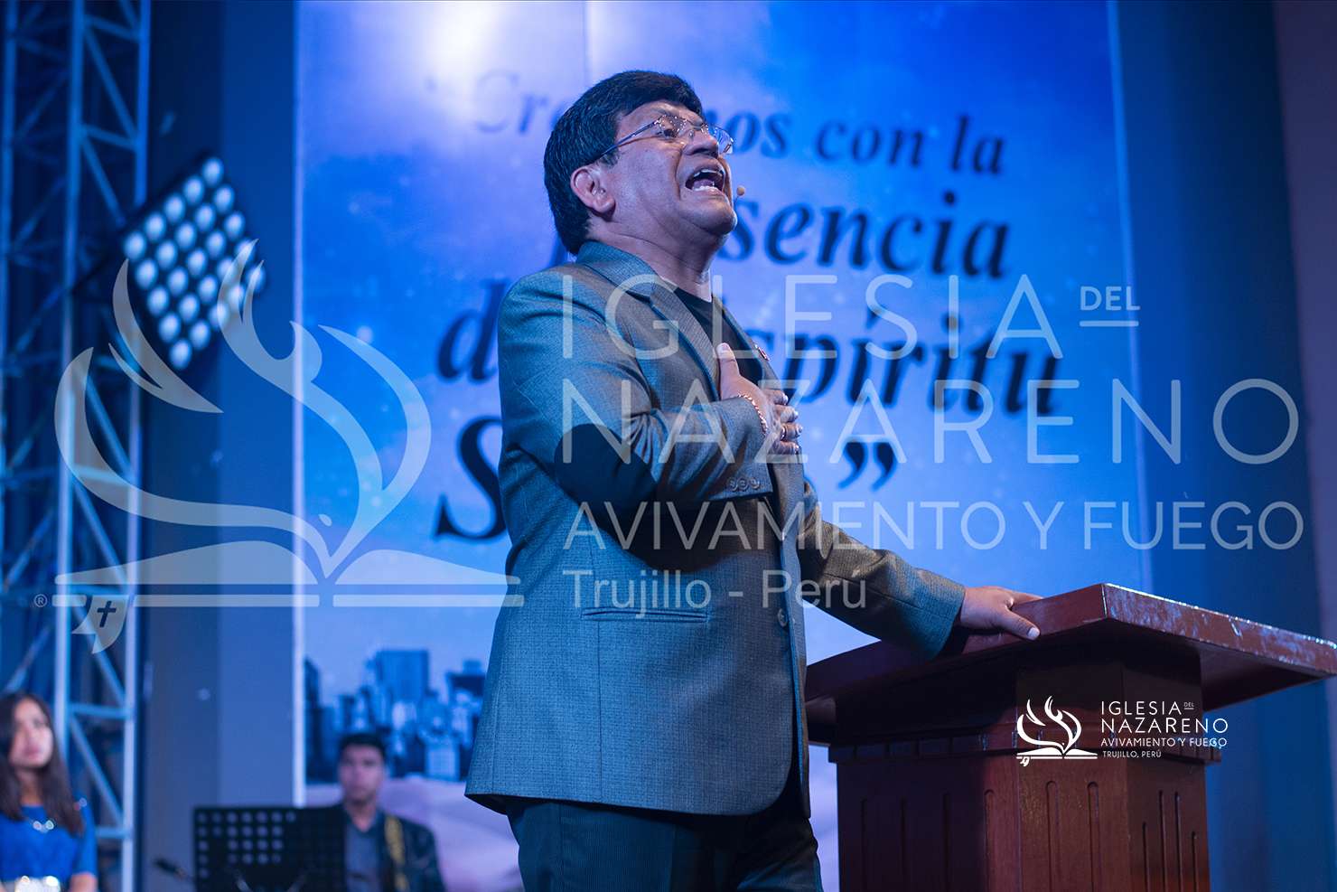 Celebraci&oacute;n Y Avivamiento