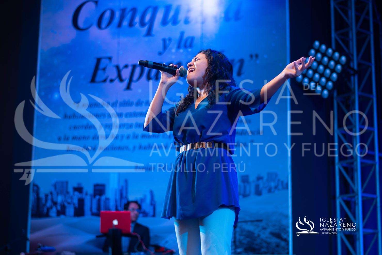 Celebraci&oacute;n Y Avivamiento