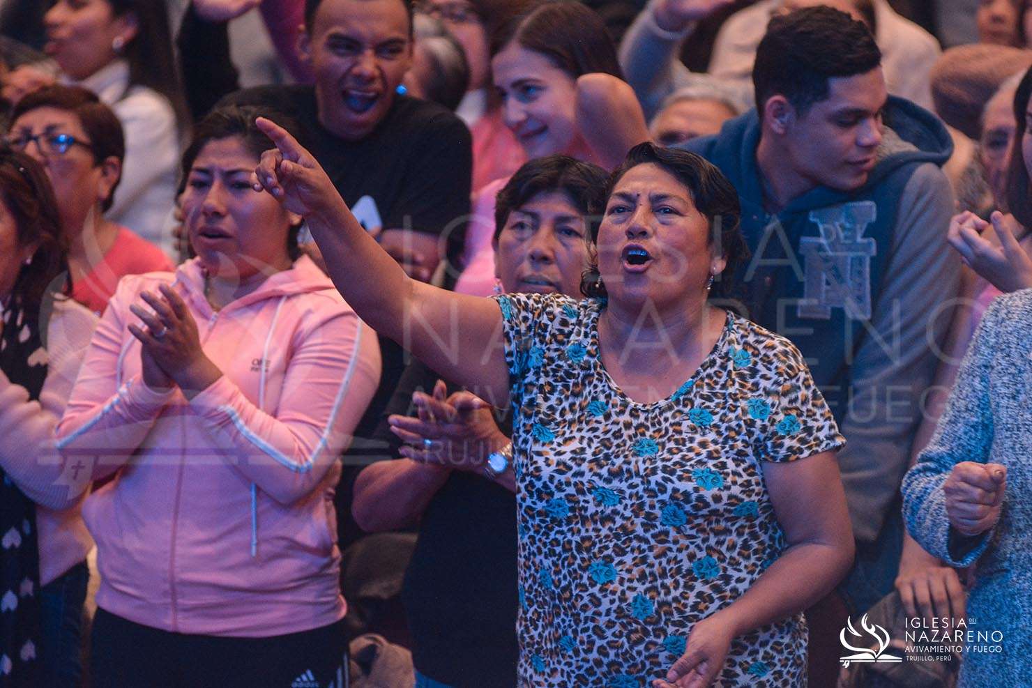 Celebraci&oacute;n Y Avivamiento