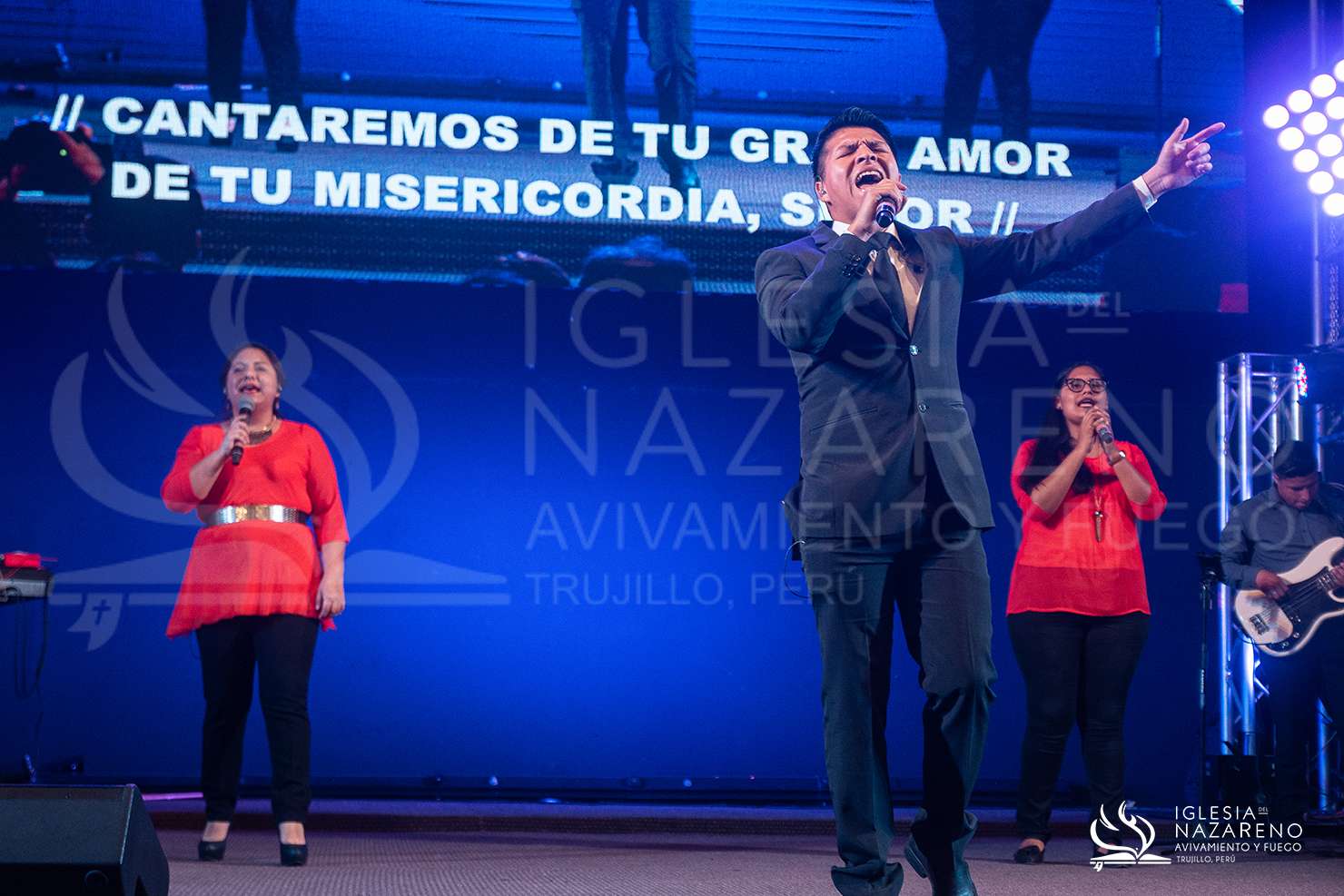 Celebraci&oacute;n Y Avivamiento